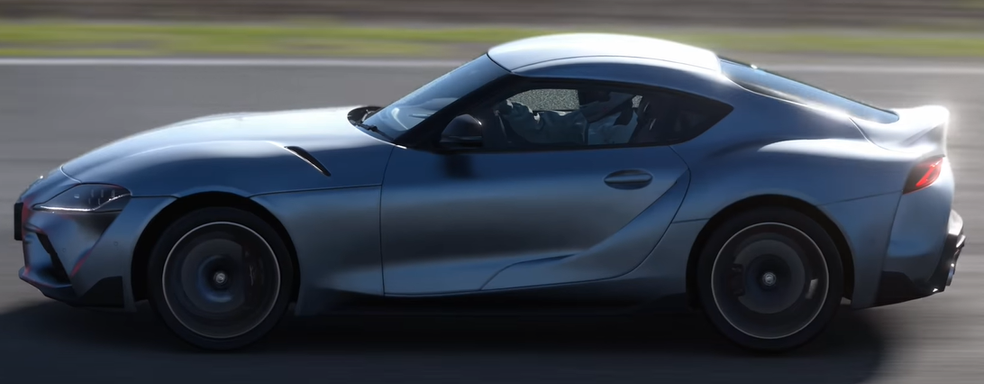 Gran Turismo 7 для PlayStation 4 не помещается на один диск