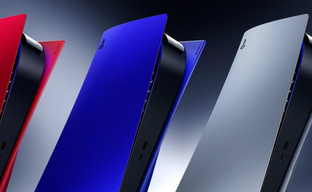 Новая PlayStation 5 Slim. Поставки в Россию и сравнение размера с оригинальной версией