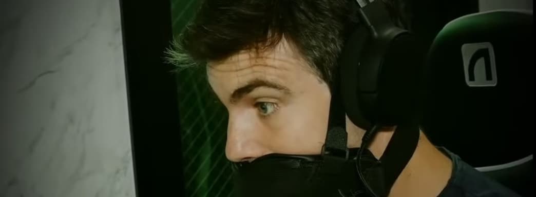 Un esposo gamer gritón recibe un "bozal" especial de su esposa por $139