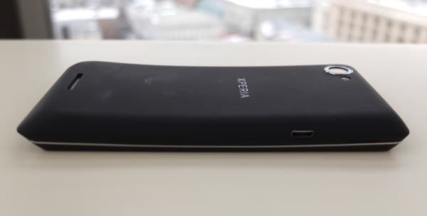 Cмартфоны Xperia SP и Xperia L