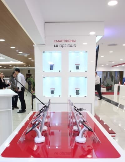 Открытие фирменного магазина LG
