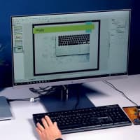 HP EliteDisplay E273d