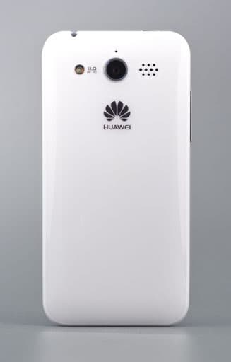 Оборотная сторона коммуникатора Обзор Huawei Honor. Оборотная сторона коммуникатора