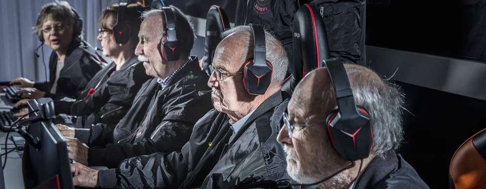 Люди старше 35 лет проводят всё больше времени за играми