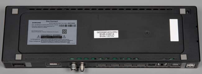 QLED-телевизор Samsung QE55Q7CAMUXRU. Блок One Connect